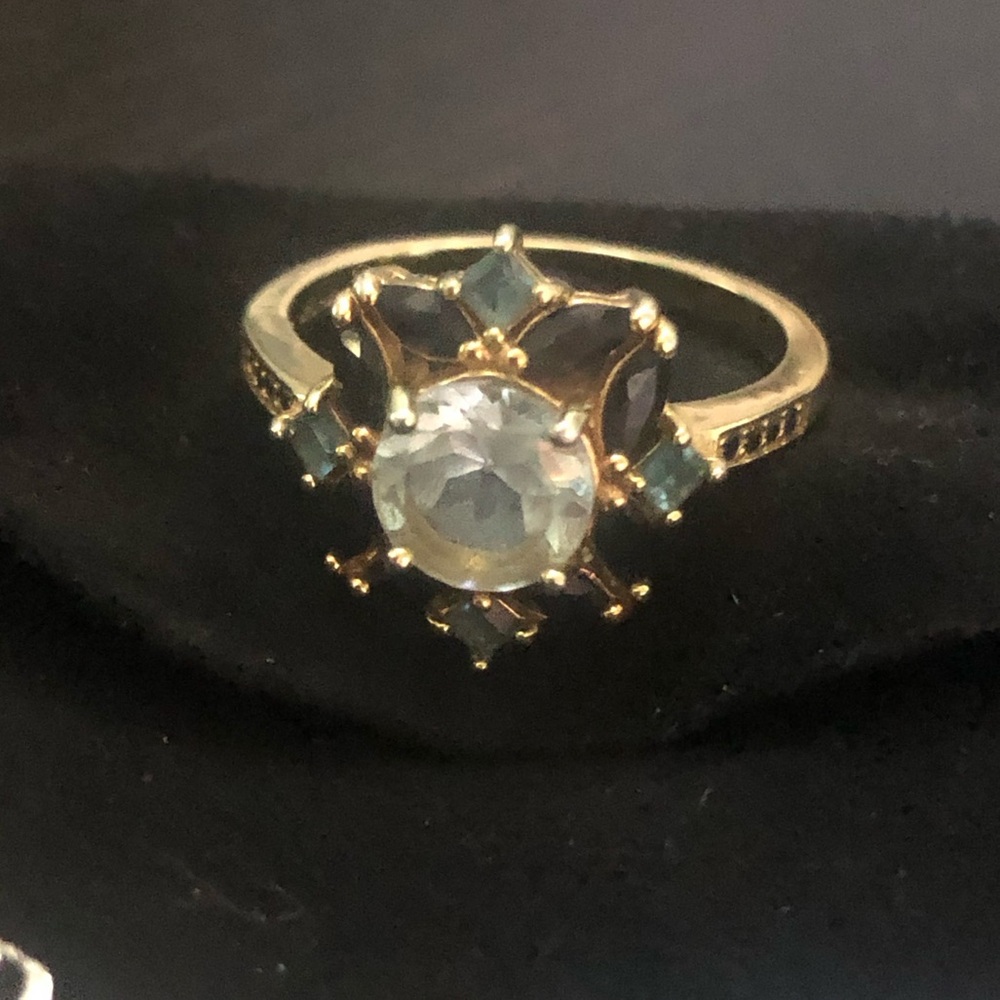 Ross-Simons Blue topaz & sapphire ring. Size 7